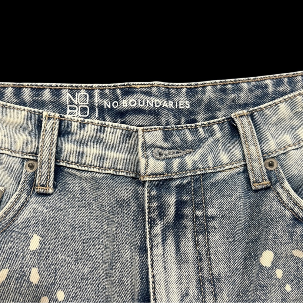 NOBO Blue and Cream Jean Shorts Two-Tone Design - Picture 4 of 6